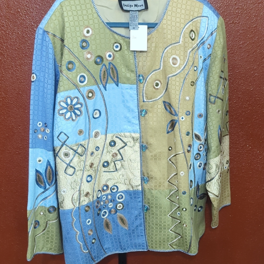 Colorful Embroidered Jacket - Picture 4 of 5